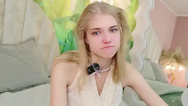 4example Chloe online show from July 4, 6:20 am