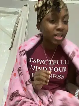 HennessyBaby21 online show from March 17, 7:45 am