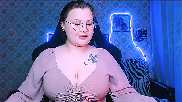 InLoveWithLife26 online show from January 16, 5:42 pm