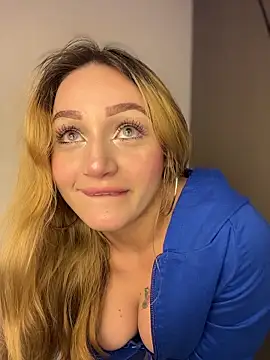 Sara Sophia420 online show from March 22, 8:31 am