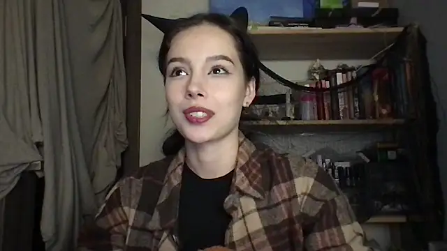 Yuna5343 online show from November 5, 10:04 pm