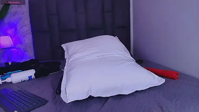 mishell- online show from October 2, 8:03 pm