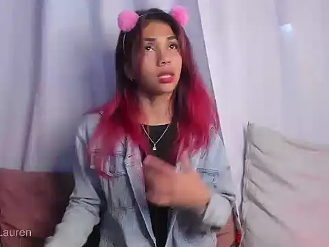 Laurenn 2 online show from October 14, 5:04 pm