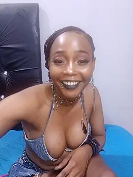 Juicy Candy-Reloaded online show from January 17, 11:45 pm