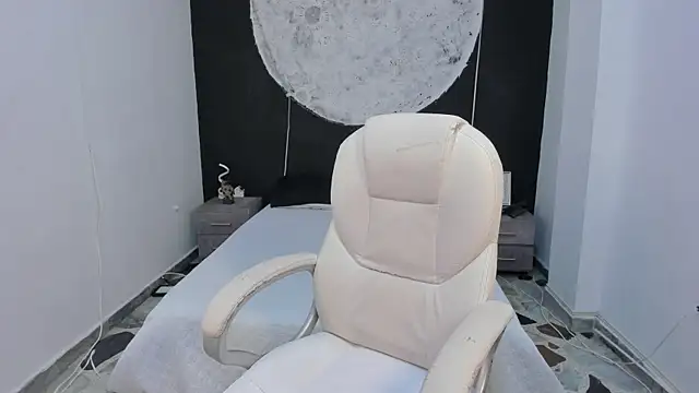 ShaniaDaniels online show from October 9, 8:46 pm