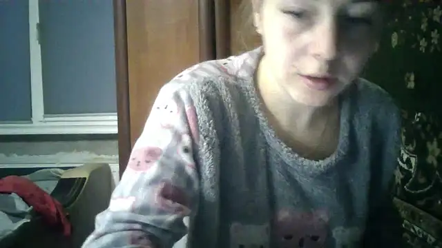 Snapshot of Kitten36 chatting on October 1, 3:50 pm Kitten36 online show from October 1, 3:50 pm