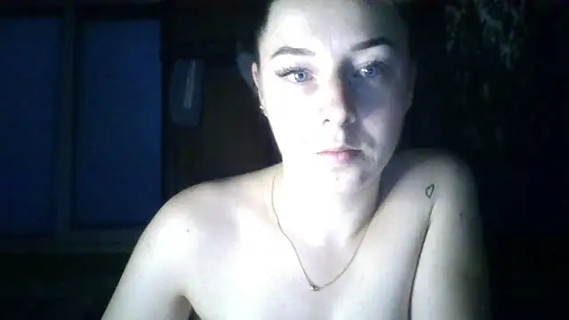 Snapshot of Kitten36 chatting on September 22, 4:27 pm Kitten36 online show from September 22, 4:27 pm