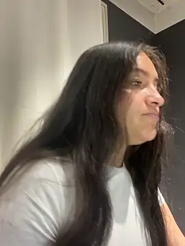 Alyha Cortes online show from November 24, 1:24 pm