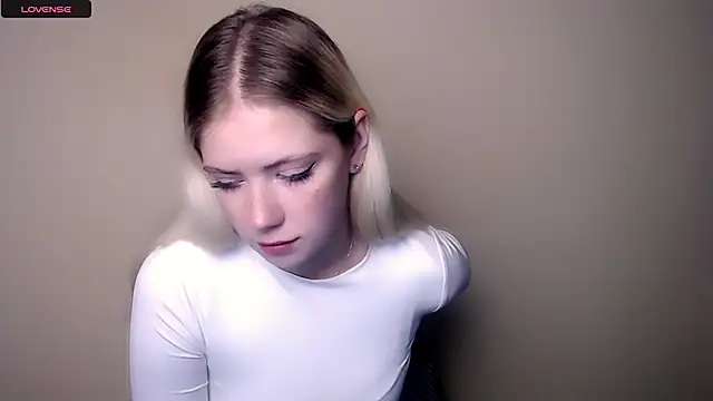 AliceHotty  online show from September 11, 6:14 am