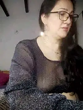 Aisha manzur online show from January 16, 8:27 pm