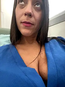 lucioliveira online show from October 21, 2:32 pm