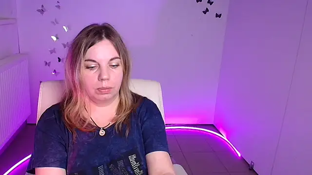 Snapshot of Jessica_Amore chatting on October 8, 6:01 pm Jessica Amore online show from October 8, 6:01 pm