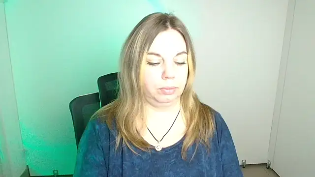 Snapshot of Jessica_Amore chatting on October 14, 7:11 am Jessica Amore online show from October 14, 7:11 am