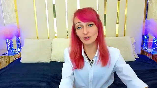 BrandyBloom online show from October 26, 2:56 pm