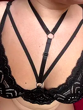 Malika khalid online show from September 29, 6:13 pm