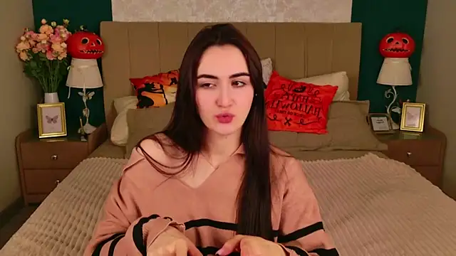 Elizabeth Meyer online show from October 19, 8:55 pm