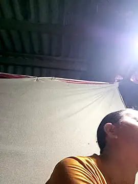 MaiHoa69 online show from October 8, 1:37 pm