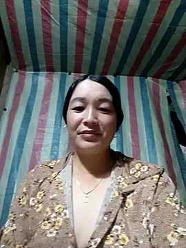 Snapshot of Bliss_rose chatting on October 4, 3:23 am Bliss rose online show from October 4, 3:23 am
