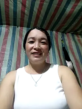 Snapshot of Bliss_rose chatting on October 11, 1:54 am Bliss rose online show from October 11, 1:54 am