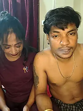 Hotbhabi305 online show from March 28, 5:12 pm