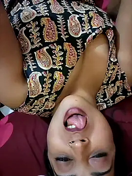 Hotbhabi305 online show from January 18, 6:59 pm