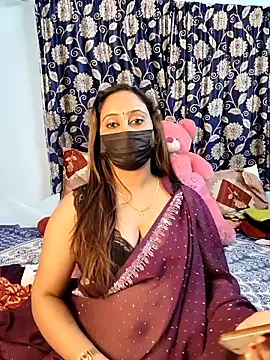 Cute-lusi online show from November 23, 10:00 pm