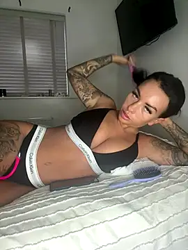 BELLABLACKXUK online show from December 20, 8:18 am