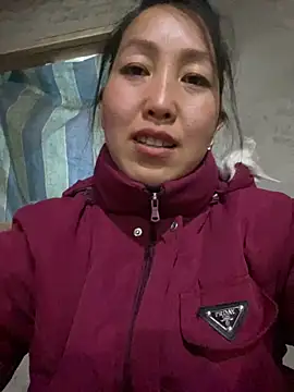 Huong-Ly online show from February 2, 4:22 am