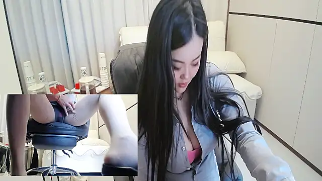 Eileen-L online show from January 13, 3:12 am