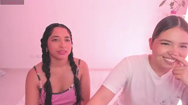 Alana Banana  online show from November 23, 1:46 pm