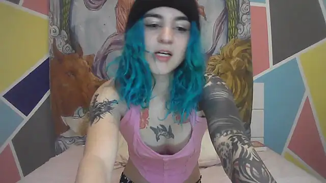 Snapshot of peetitefairy chatting on September 13, 5:48 am peetitefairy online show from September 13, 5:48 am
