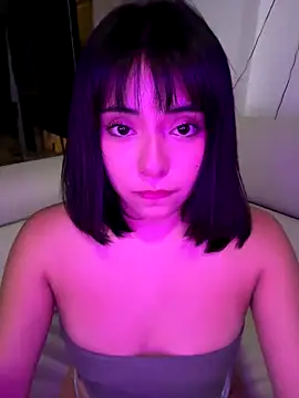 Snapshot of cutieass chatting on October 10, 8:19 am cutieass online show from October 10, 8:19 am