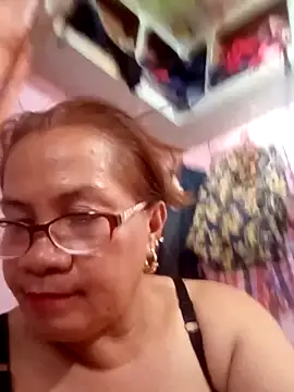 Snapshot of vickyhot1966 chatting on October 4, 5:57 am vickyhot1966 online show from October 4, 5:57 am