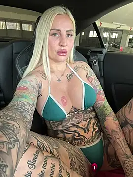 CoraDiamond online show from March 5, 1:07 pm