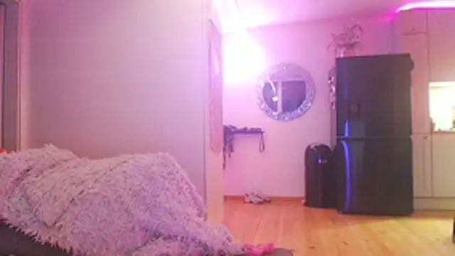 dirtymammy online show from April 14, 9:59 pm