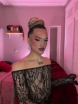 lacattiva online show from February 13, 3:35 pm