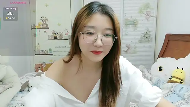 sisi-maiden online show from December 2, 9:33 am