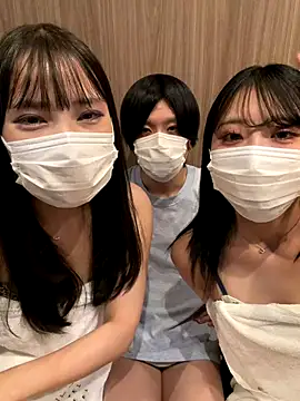 sono chan online show from November 25, 1:13 pm