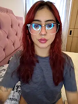 sarah lark  online show from October 19, 12:07 pm