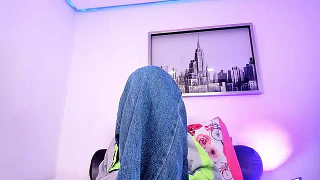 sarah ashbourne online show from October 15, 5:37 pm