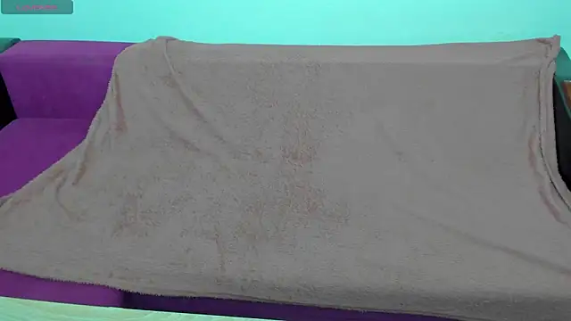 MiaKiittyy online show from April 19, 10:23 pm