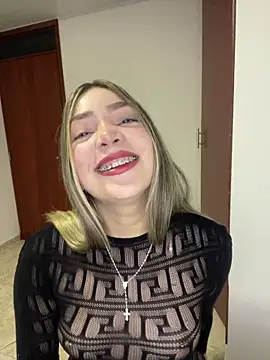 Chantel sam online show from November 3, 5:00 am