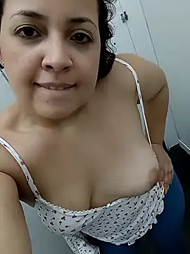 Silkenfeet21 online show from January 11, 6:46 pm