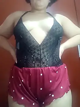 Silkenfeet21 online show from April 18, 3:53 am