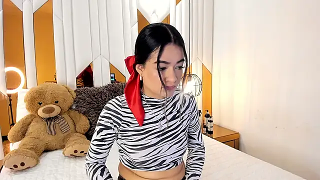 ValeriaPrado online show from October 27, 11:32 pm