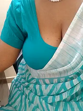 Snapshot of tami_lavanya chatting on October 19, 4:58 am tami lavanya online show from October 19, 4:58 am