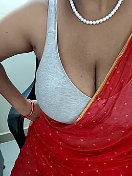 Snapshot of tami_lavanya chatting on October 16, 4:26 am tami lavanya online show from October 16, 4:26 am