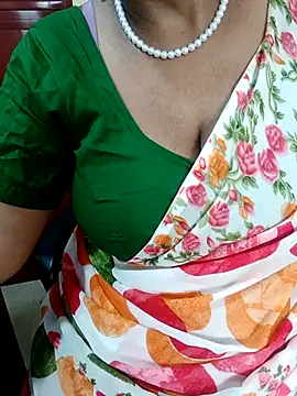 Snapshot of tami_lavanya chatting on September 21, 1:48 am tami lavanya online show from September 21, 1:48 am