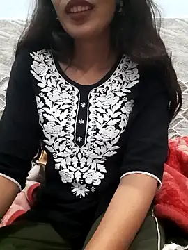 Aarti-kumri online show from November 28, 4:10 pm