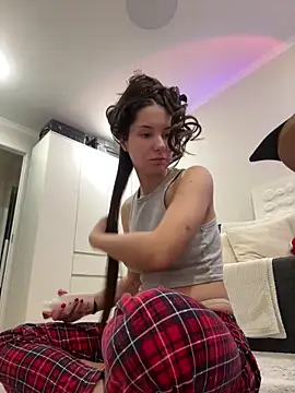 emma craftt online show from November 15, 1:56 pm